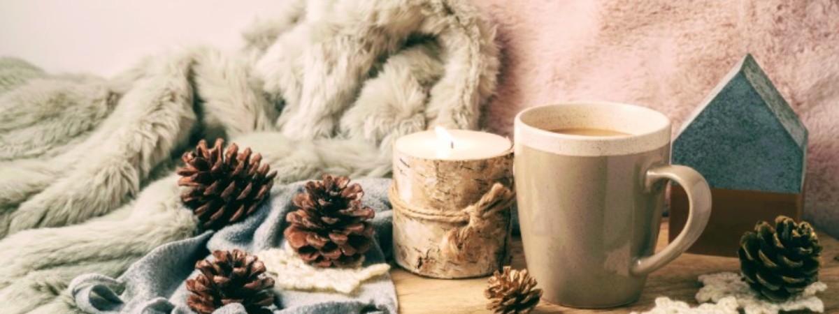 coffee mug candle blankets