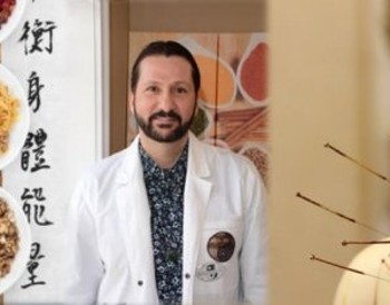 Synergistic Healing: Acupuncture in the Energy Enhancement Room with Dr. Alex Saalves