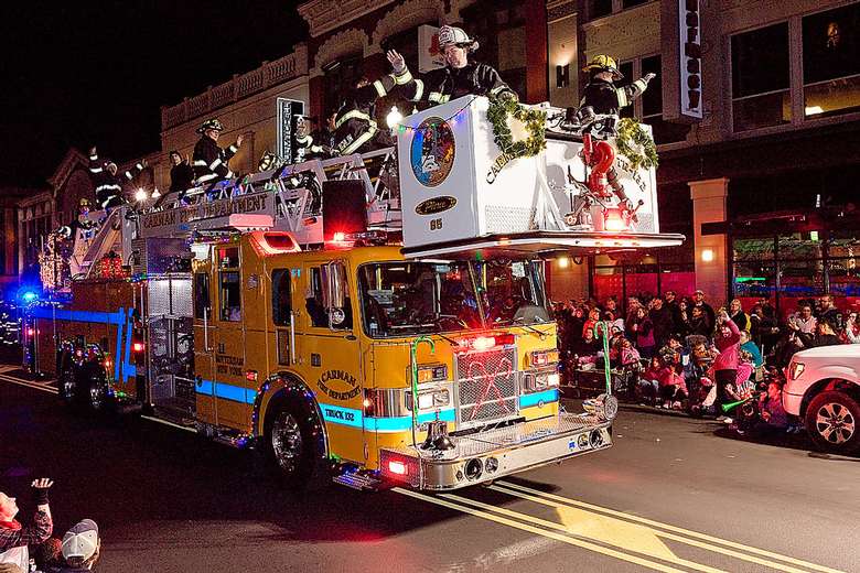 Schenectady Christmas Parade 2021