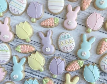 iced easter cookies