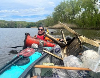 Cleaning up the Hudson River by kayak