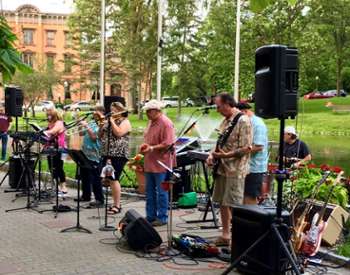 band performs