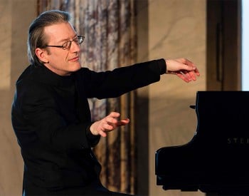Llŷr Williams, piano