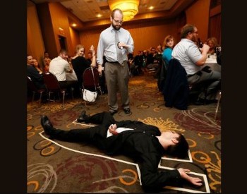 Award-winning interactive comedy murder mystery dinner show in Albany