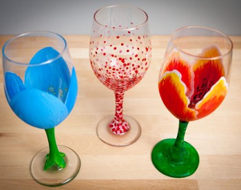 Sunday Crafternoon: Wine Glass Painting