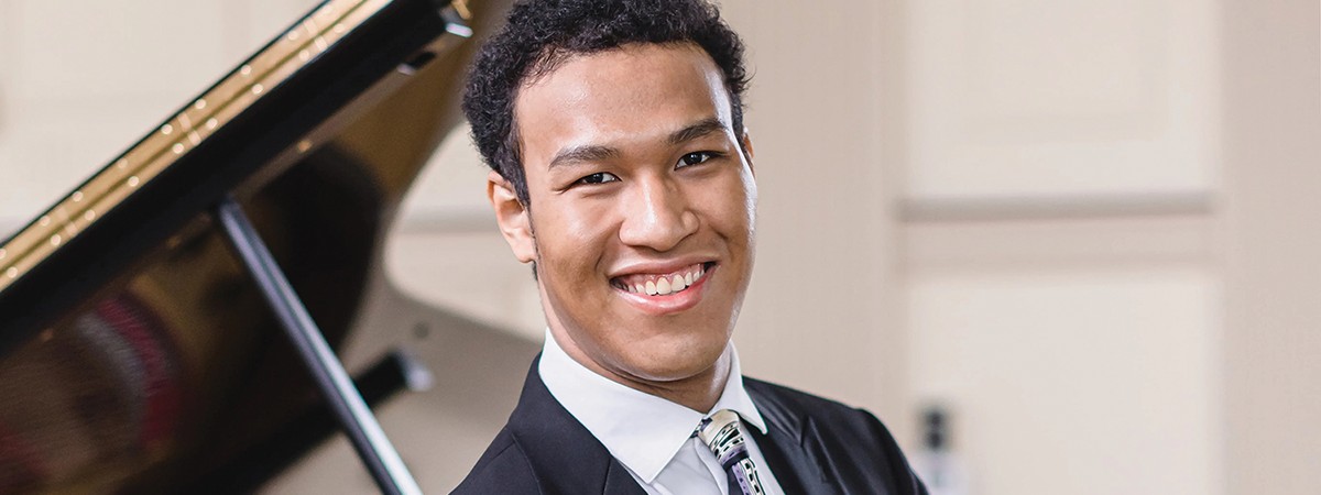 Clayton Stephenson, piano