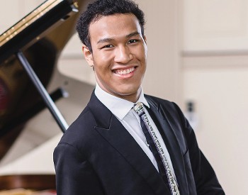 Clayton Stephenson, piano