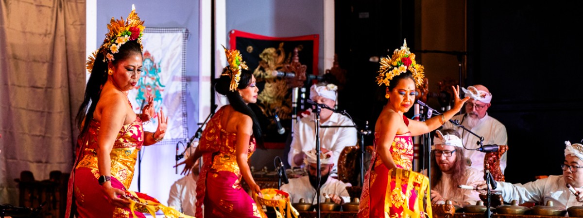 Nusantara Dancers