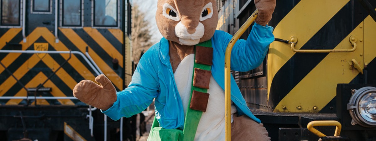 Peter Cottontail on the SC&H Railway