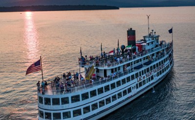 Saint evening dinner cruise