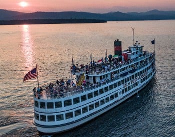 Saint evening dinner cruise