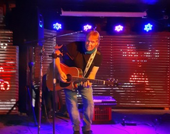 Live Music Series Featuring: Jim Brown 6/19