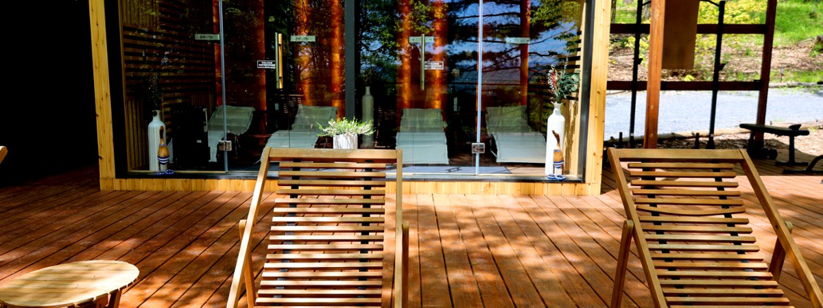 Outdoor wellness sauna and saltroom