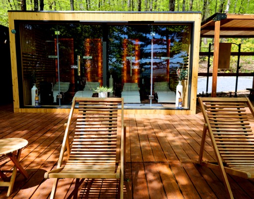 Outdoor wellness sauna and saltroom