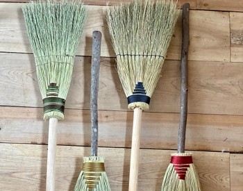 short handle hearth brooms
