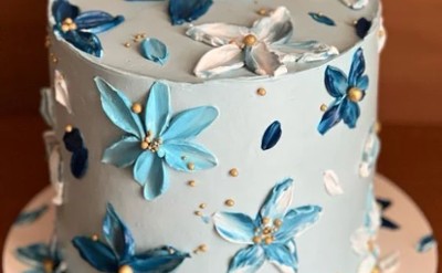 Blue Palette Painted florals cake