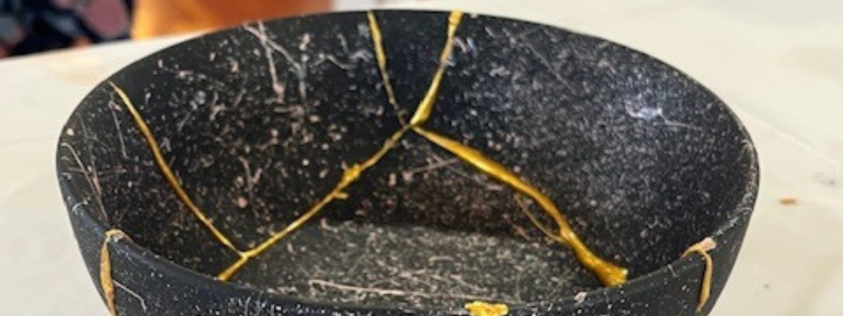 kintsugi bowl