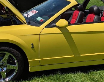 yellow car