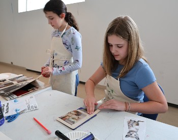 Children making art at The Hyde Collection