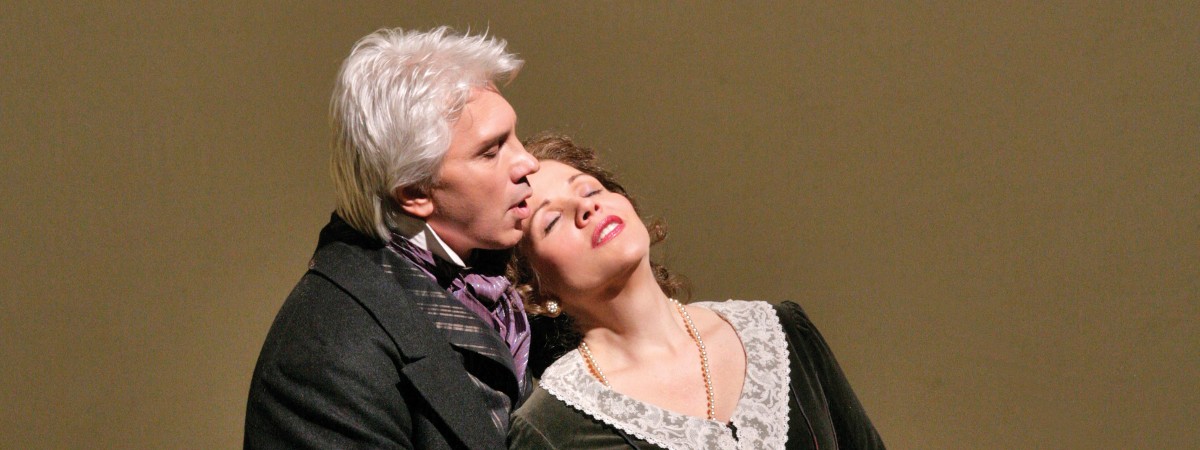 Dmitri Hvorostovsky as Onegin and Ren&eacute;e Fleming as Tatiana in Tchaikovsky's "Eugene Onegin." Photo: Ken Howard / Met Opera