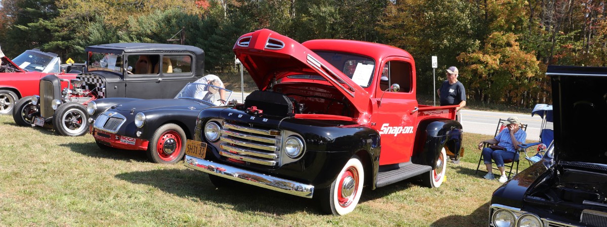 Vehicles at Mayfield Historical Society's Fall Harvest Cruise-In