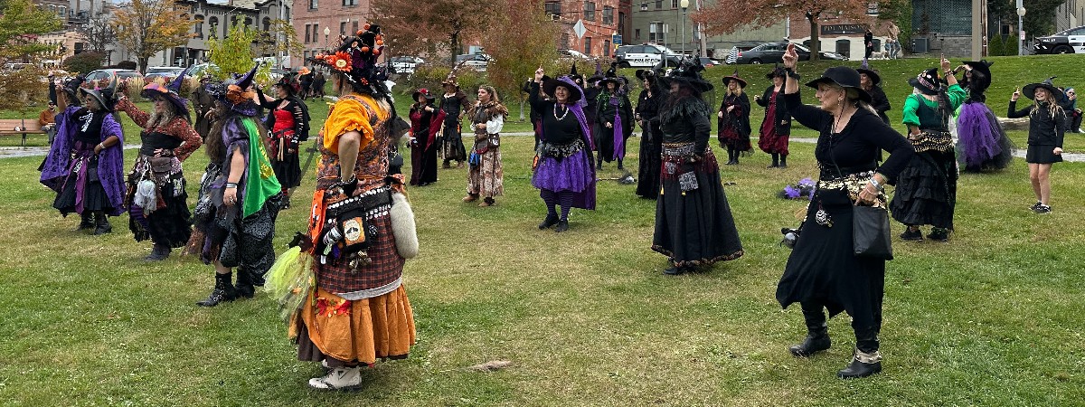 https://5th-annual-WitchWalk-Dance.eventbrite.com Witch Walk SOSA Witch Way Wanderers