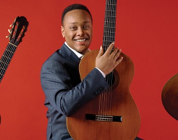 Raphaël Feuillâtre, guitar