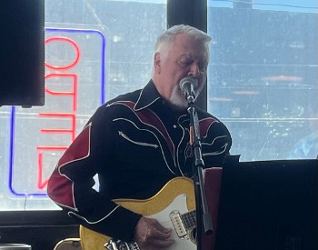 12/13/26 1pm-3pm Live Music by: Ed Conway (Bloody Marys & Complimentary Bagels 12pm-6pm) @Second Act Spirits, Amsterdam, NY