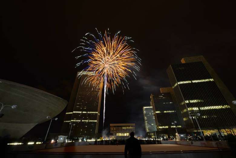 New York State's Holiday Tree Lighting Sunday, Dec 4, 2022 Albany