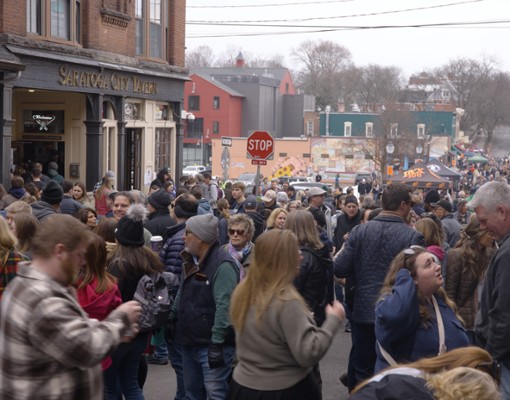 crowd at chowderfest