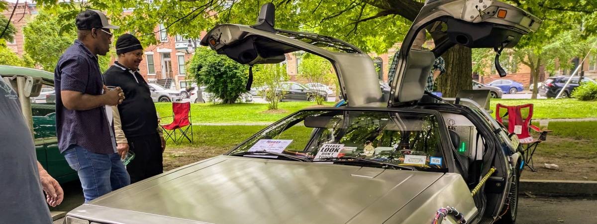 delorian car