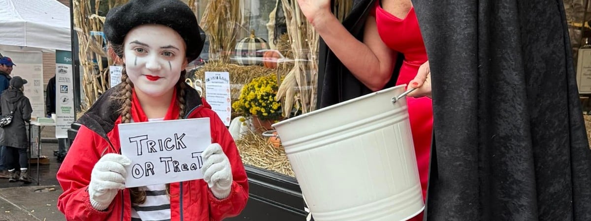 girl dressed as a mime
