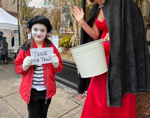 girl dressed as a mime