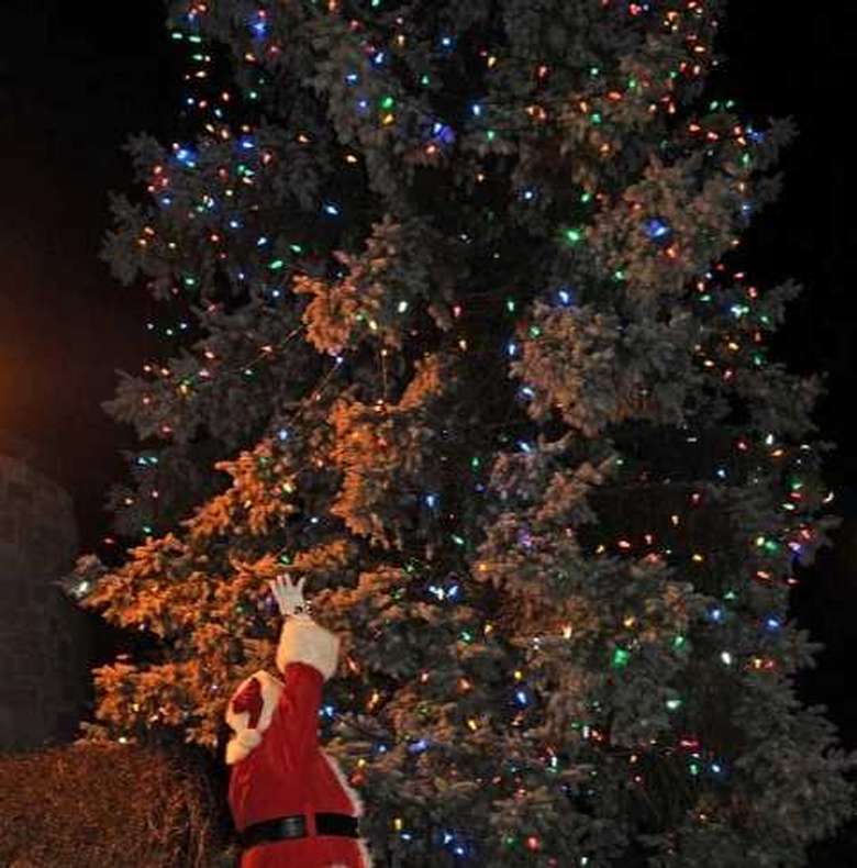 Upper Union Street Tree Lighting in Schenectady Saturday, Nov 30