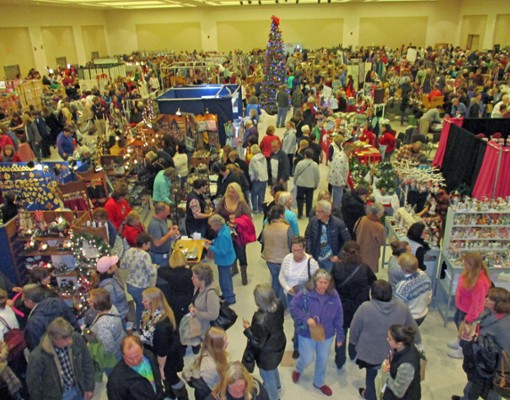Saratoga Holiday Craft Marketplace at Saratoga City Center