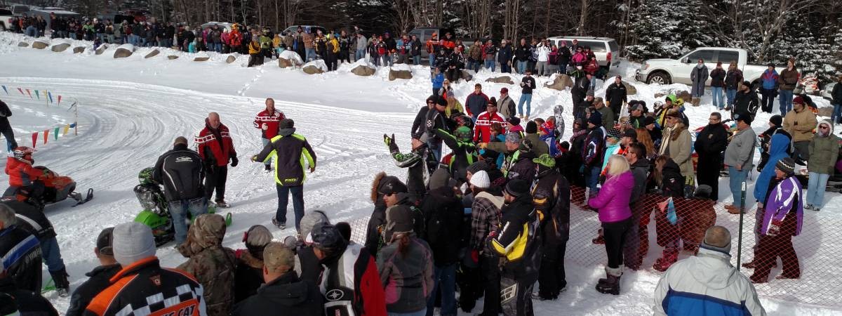 crowd at snodeo