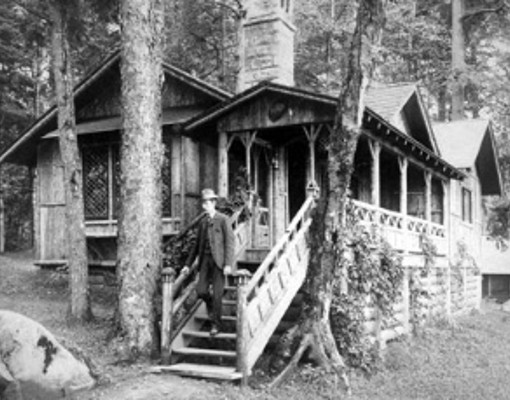 black and white photo of cabin