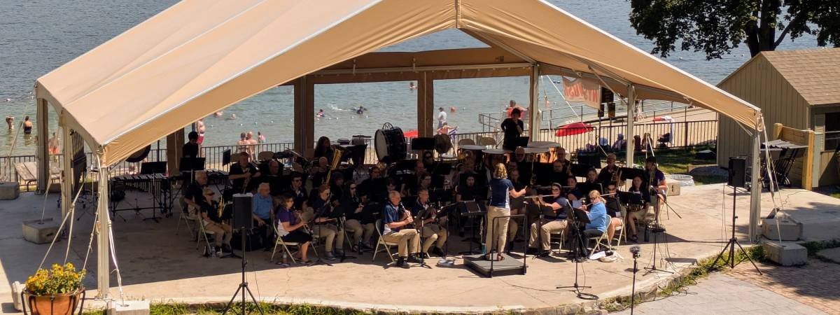 community band plays