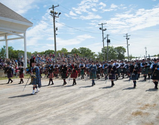 bagpipers marching