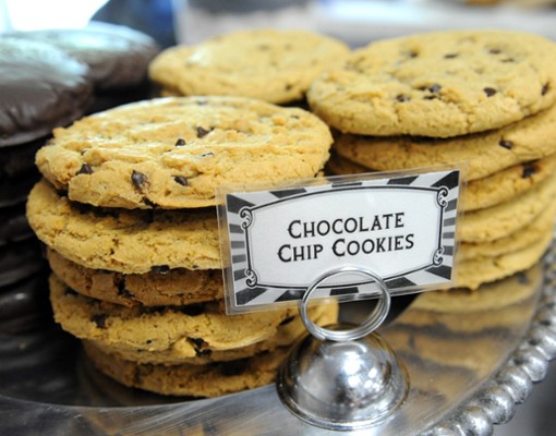 chocolate chip cookies