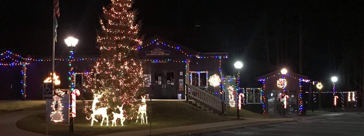 christmas on main street in inlet