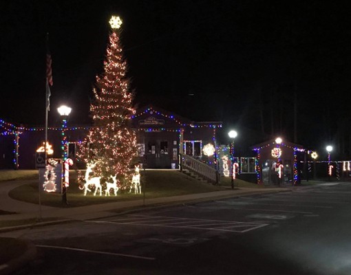 christmas on main street in inlet