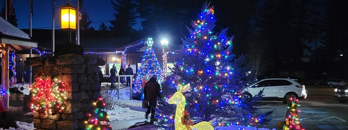 christmas on main street in inlet