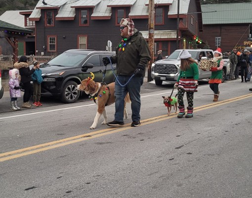 christmas on main street in inlet