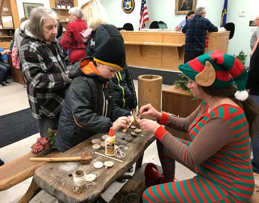 elves working