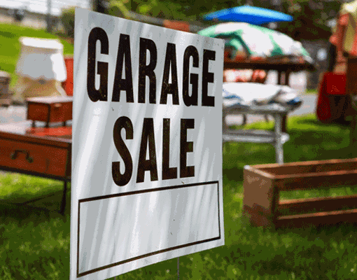 garage sale sign