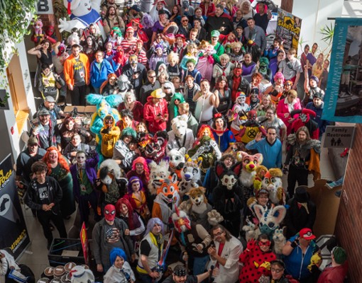 large crowd at comic con