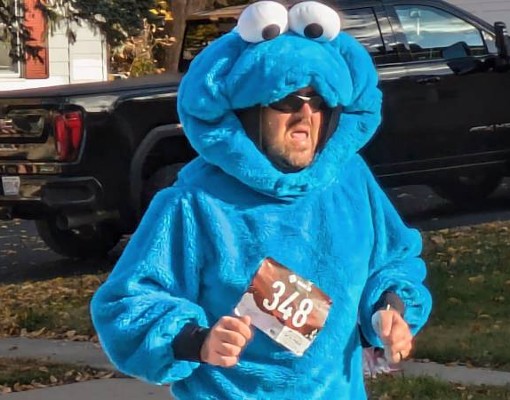 Photo credit: Alan Nudi man running 5k in cookie monster costume