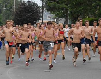 runners on a road