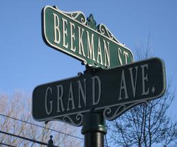 a sign on beekman street